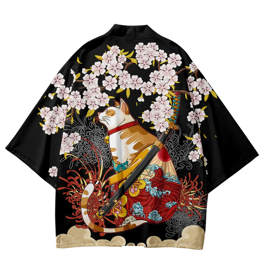 haori noir japonais avec chat au katana