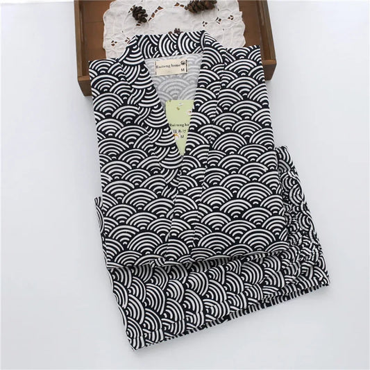 Pyjama japonais traditionnel homme motif Seigaiha noir et blanc